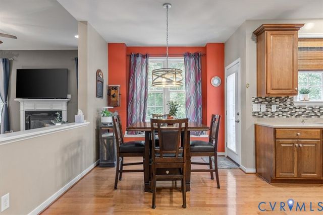 5500 Quarter Horse Ln, Moseley, VA 23120