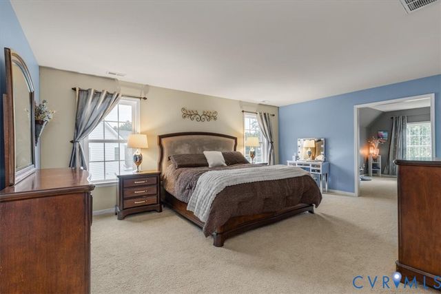 5500 Quarter Horse Ln, Moseley, VA 23120
