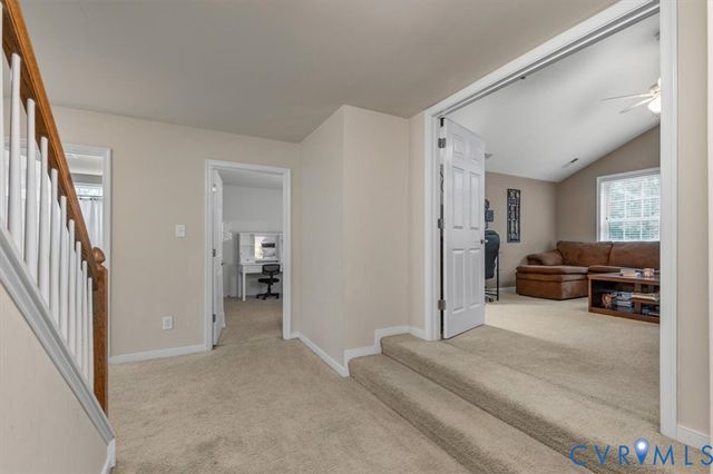 5500 Quarter Horse Ln, Moseley, VA 23120