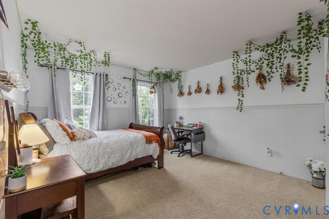 5500 Quarter Horse Ln, Moseley, VA 23120