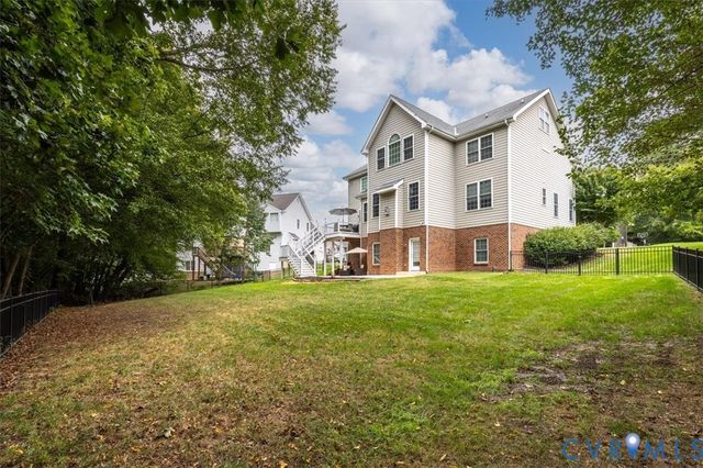 5500 Quarter Horse Ln, Moseley, VA 23120