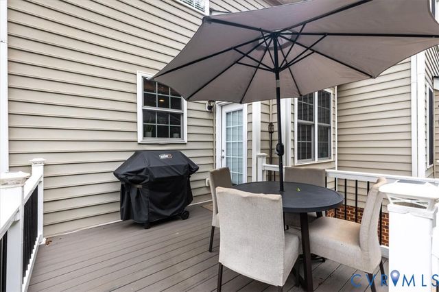 5500 Quarter Horse Ln, Moseley, VA 23120
