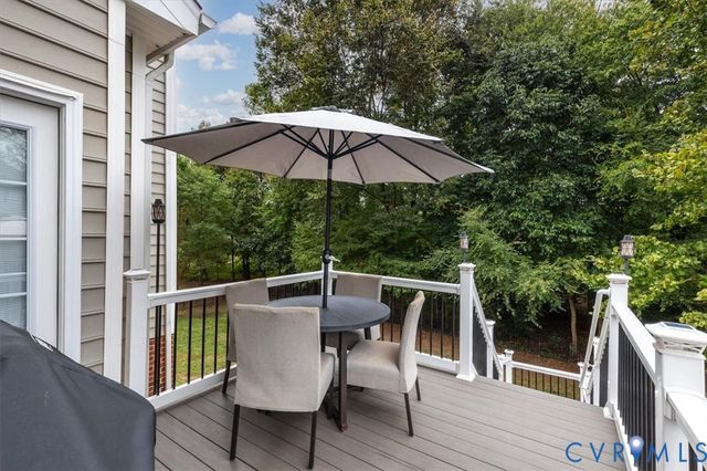 5500 Quarter Horse Ln, Moseley, VA 23120