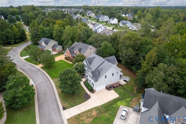 5500 Quarter Horse Ln, Moseley, VA 23120