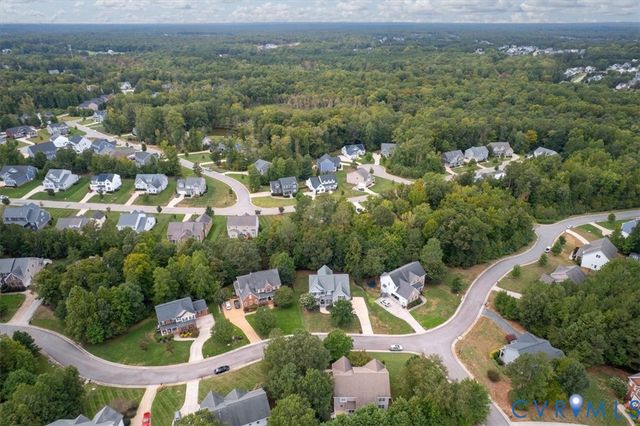 5500 Quarter Horse Ln, Moseley, VA 23120