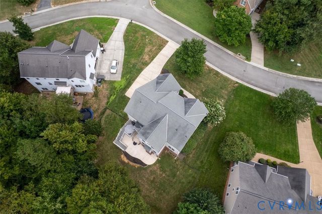 5500 Quarter Horse Ln, Moseley, VA 23120