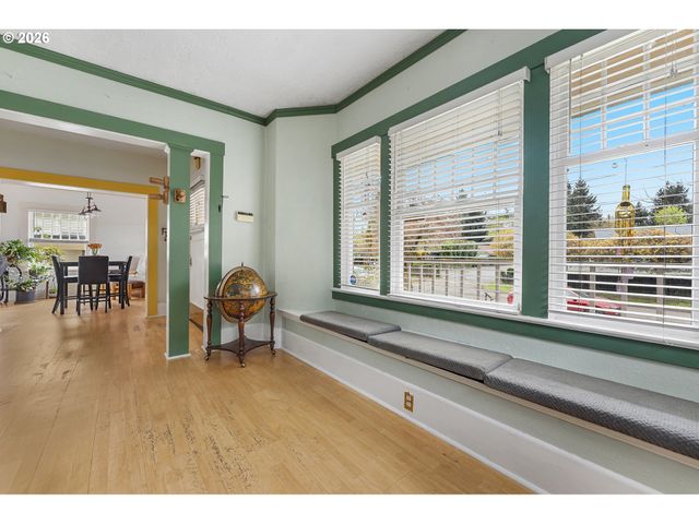 7462 N DWIGHT Ave, Portland, OR 97203