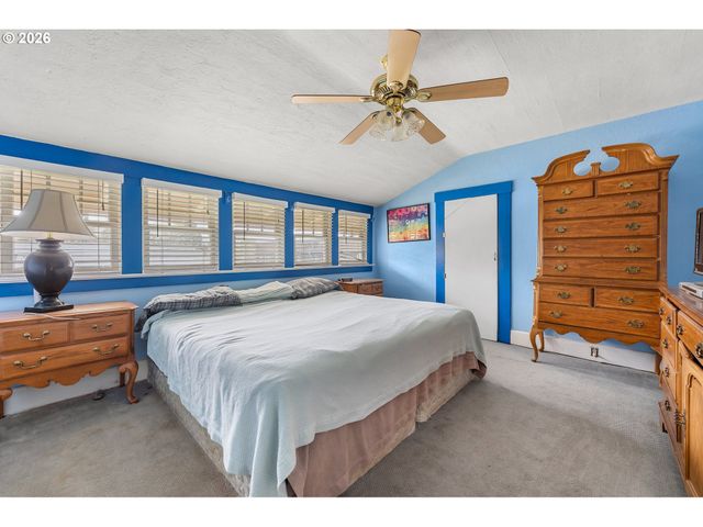 7462 N DWIGHT Ave, Portland, OR 97203