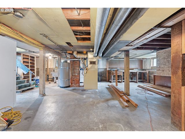 7462 N DWIGHT Ave, Portland, OR 97203