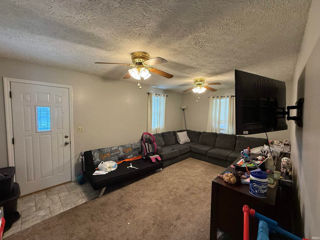 1616 Hercules Avenue, Evansville, IN 47711