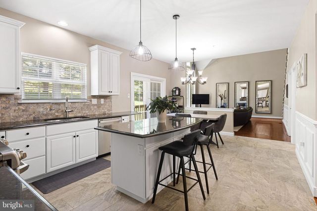 3901 CHARTER CLUB DR, Doylestown, PA 18902