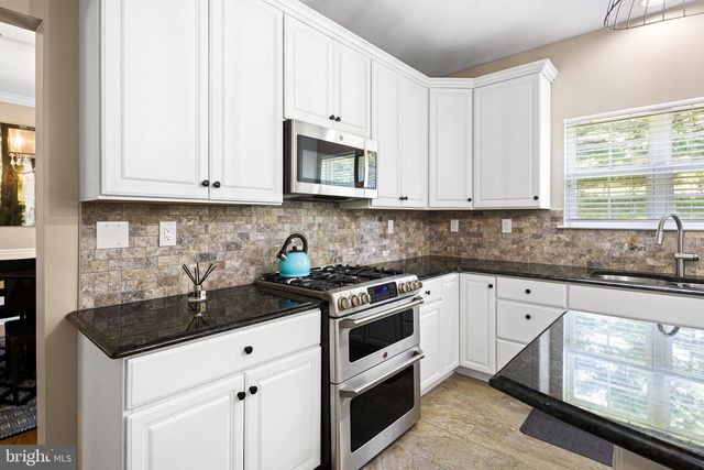 3901 CHARTER CLUB DR, Doylestown, PA 18902