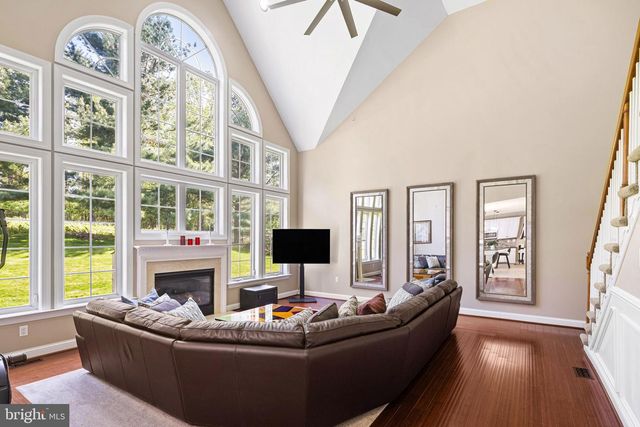 3901 CHARTER CLUB DR, Doylestown, PA 18902