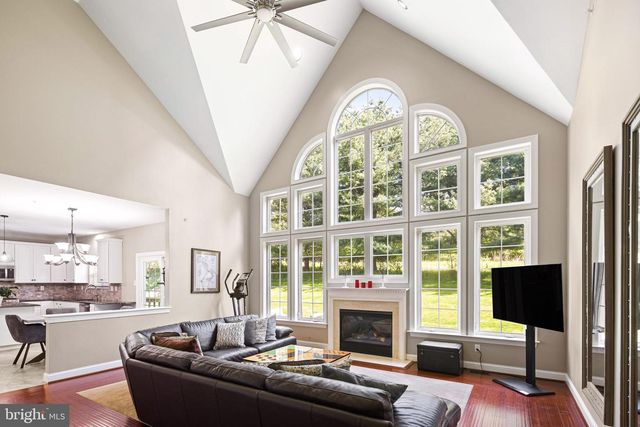 3901 CHARTER CLUB DR, Doylestown, PA 18902