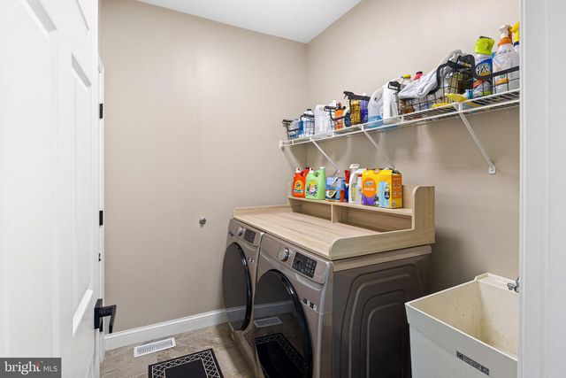 3901 CHARTER CLUB DR, Doylestown, PA 18902