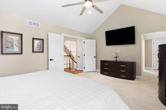 3901 CHARTER CLUB DR, Doylestown, PA 18902
