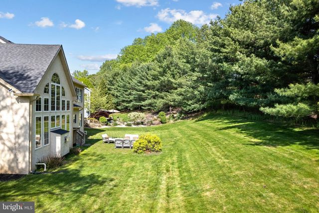 3901 CHARTER CLUB DR, Doylestown, PA 18902