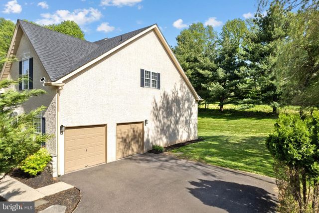 3901 CHARTER CLUB DR, Doylestown, PA 18902