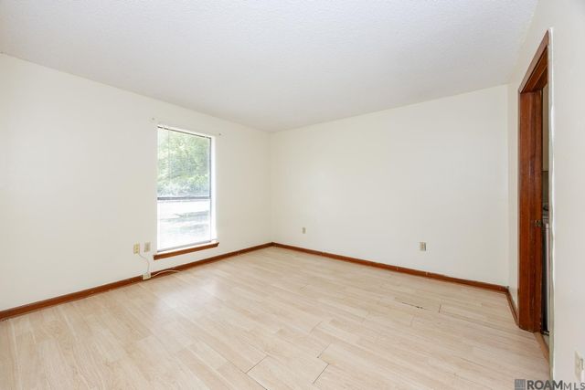 2328 Brightside Dr, Baton Rouge, LA 70820