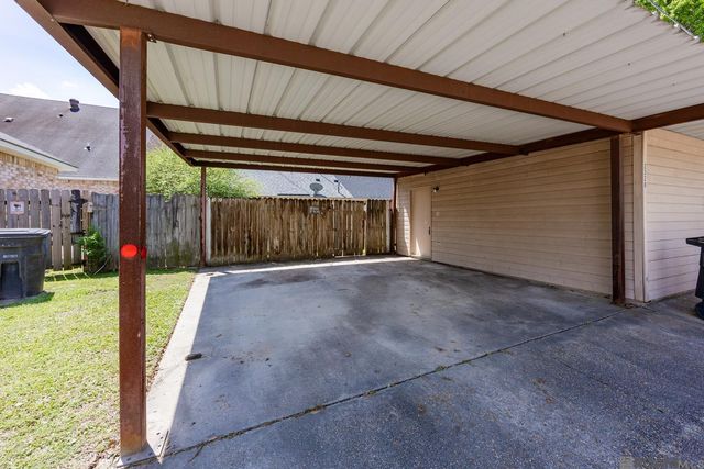 2328 Brightside Dr, Baton Rouge, LA 70820