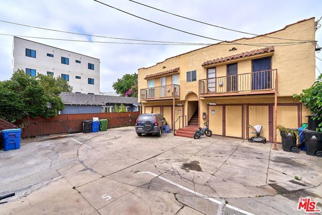 1125 S Ardmore Avenue, Los Angeles, CA 90006