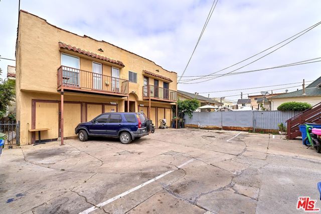 1125 S Ardmore Avenue, Los Angeles, CA 90006