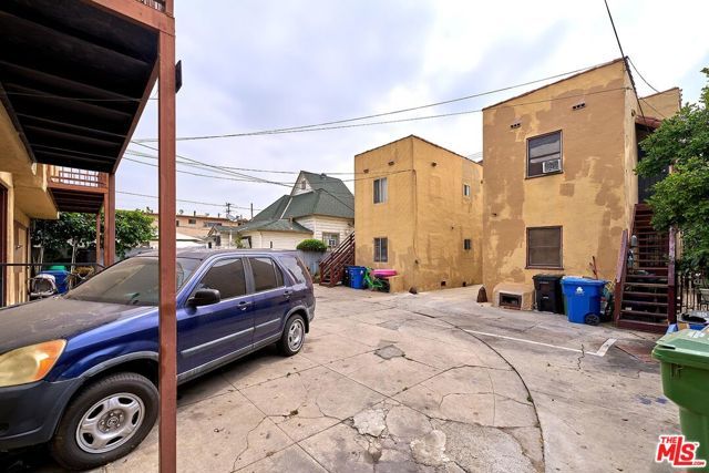 1125 S Ardmore Avenue, Los Angeles, CA 90006
