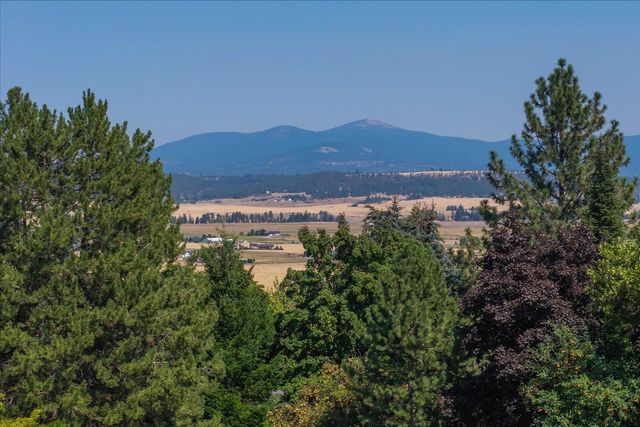 4503 E Redroan Dr, Spokane, WA 99217