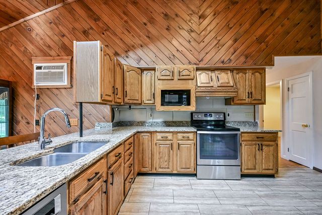 59 Orchard Drive, Cumberland, RI 02864