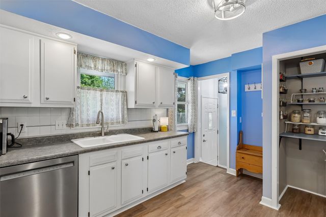 410 SE 2nd Street, Ankeny, IA 50021