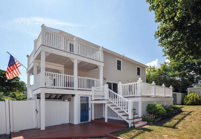 5 Seminole Ave, Weymouth, MA 02188
