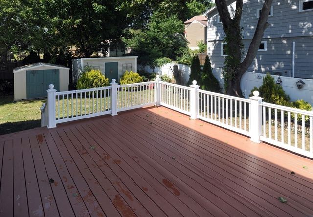 5 Seminole Ave, Weymouth, MA 02188