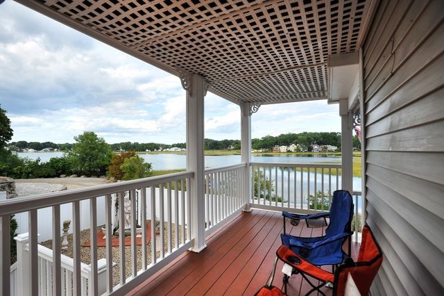 5 Seminole Ave, Weymouth, MA 02188
