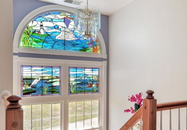 5 Seminole Ave, Weymouth, MA 02188