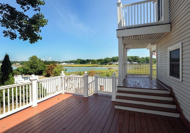 5 Seminole Ave, Weymouth, MA 02188