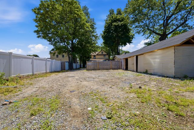 29 Elm Avenue, Hempstead, NY 11550