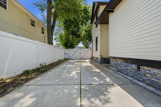 29 Elm Avenue, Hempstead, NY 11550