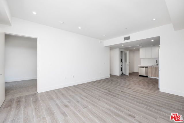 2600 S Sepulveda Boulevard Unit 105, Los Angeles, CA 90064