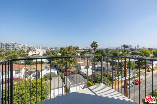 2600 S Sepulveda Boulevard Unit 105, Los Angeles, CA 90064