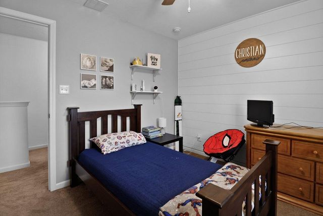 1955 Boardwalk Circle W, Portage, IN 46368