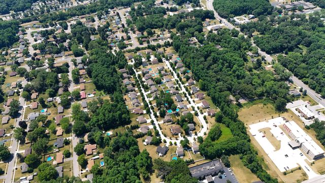 1955 Boardwalk Circle W, Portage, IN 46368