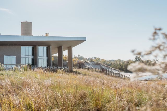 1955 Boardwalk Circle W, Portage, IN 46368