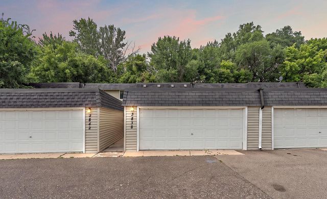 3838 Craig Way, Inver Grove Heights, MN 55076