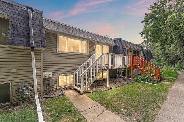 3838 Craig Way, Inver Grove Heights, MN 55076