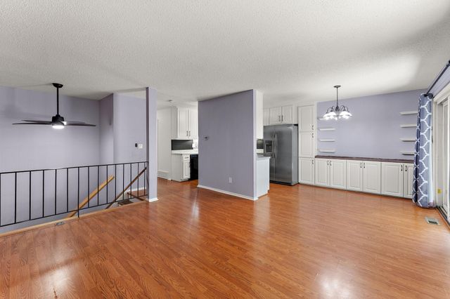 3838 Craig Way, Inver Grove Heights, MN 55076