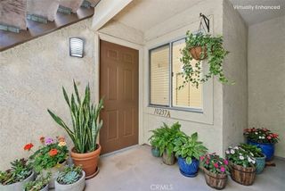 10237 De Soto A, Chatsworth, CA 91311