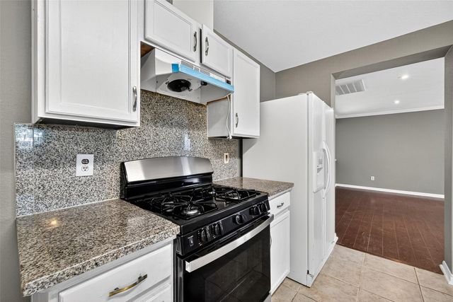 5615 W Harrow Drive, Houston, TX 77084