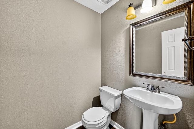 5615 W Harrow Drive, Houston, TX 77084