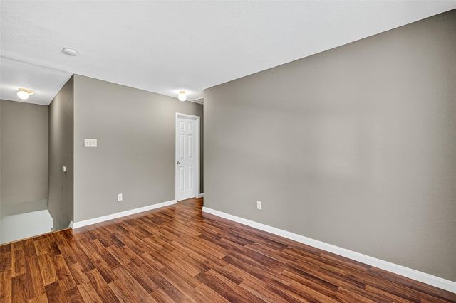 5615 W Harrow Drive, Houston, TX 77084