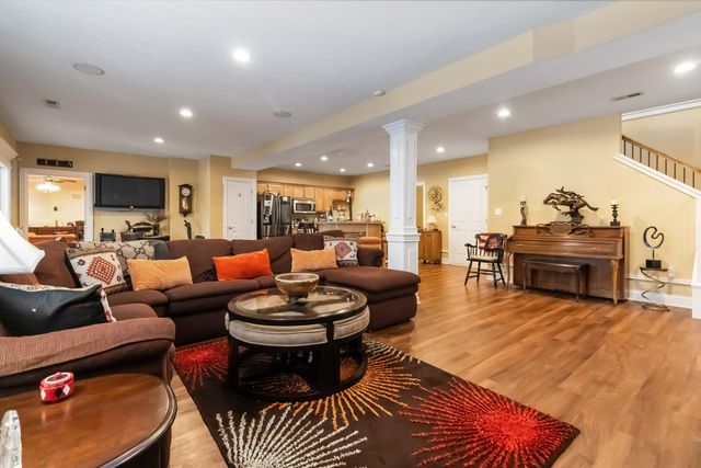 80 Kolsons Landing Drive, Somerset, KY 42503